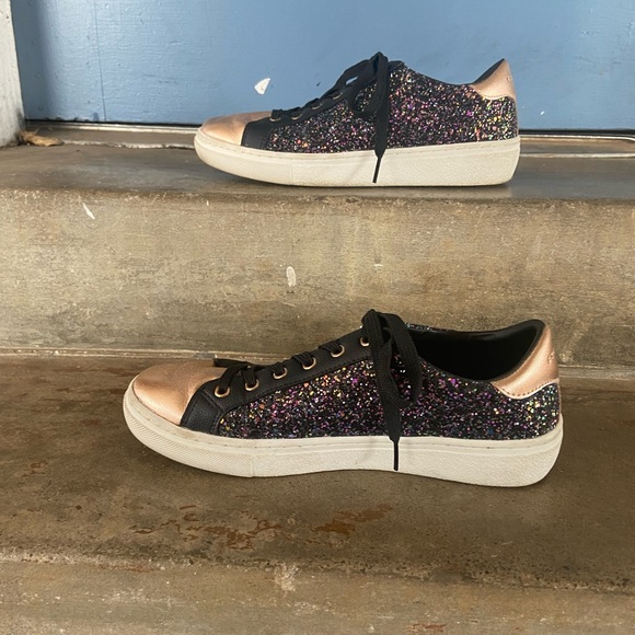 Skechers Goldie Women's Sparkle Sneakers - Black and Rose Gold - Picture 3 of 7